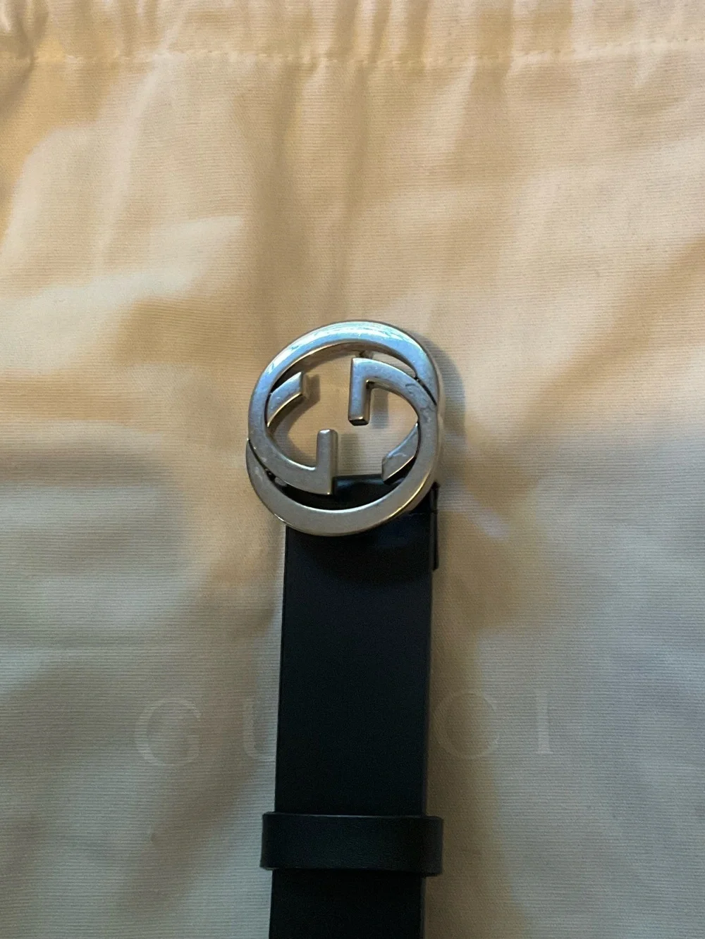 Gucci Interlocking G Circle Buckle Leather Belt in Black and Silver It 46